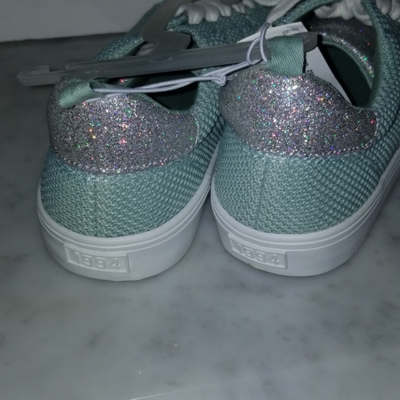 Old Navy Sneakers - Picture 2 of 3